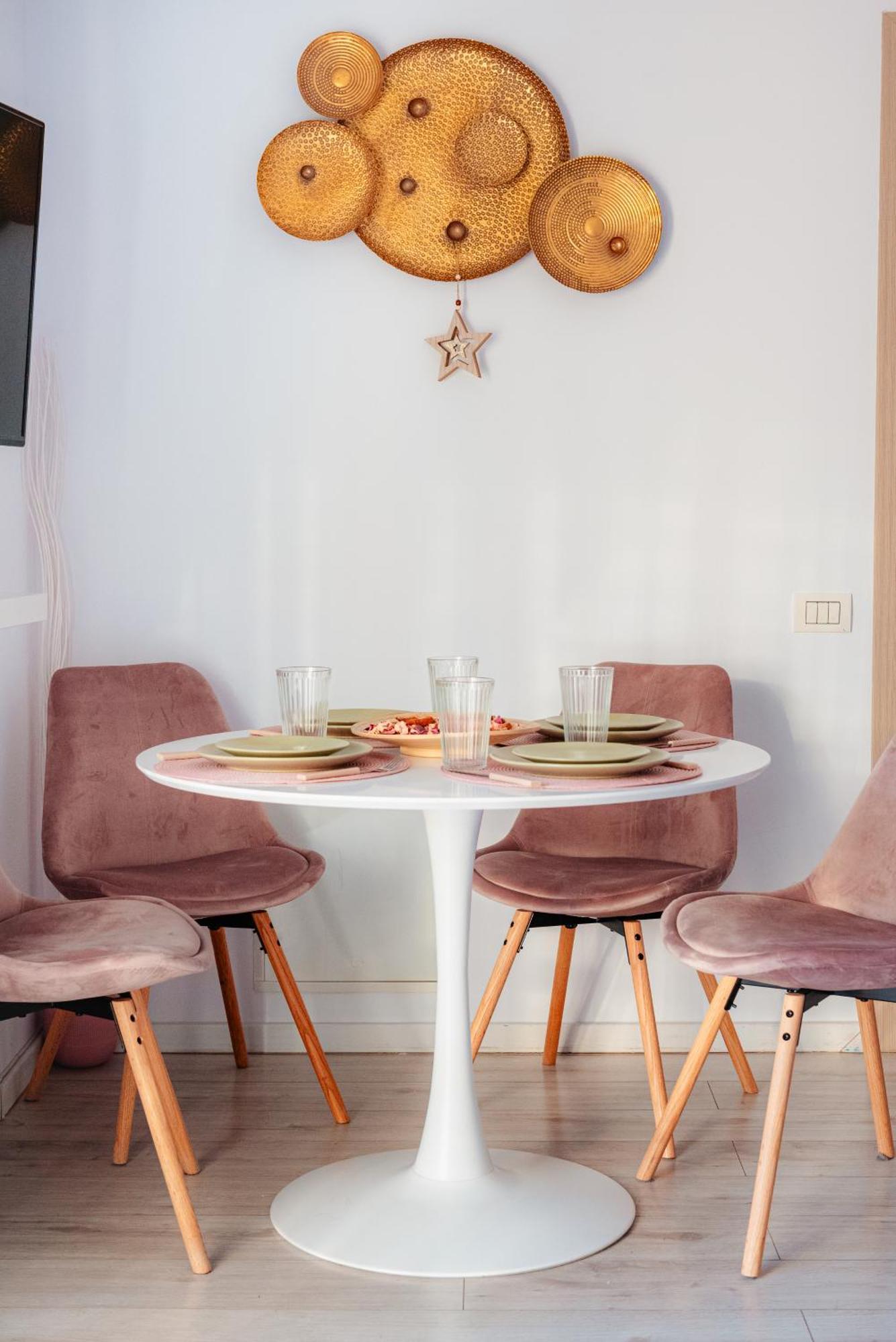 Downtown Apartment Boutique - Blue & Pink Bukarest Exteriör bild